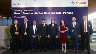 L-R Datuk Seri Lee Kah Choon, director of Invest Penang; Klaus Landhaeusser, managing director of Bosch Malaysia; Datuk Wira Arham Abdul Rahman, CEO of Malaysian Investment Development Authority (MIDA); Vijay Ratnaparkhe, regional president for Bosch in Southeast Asia; Yap Thoong Poh, managing director of Bosch semiconductor backend site, Penang; Dato Loo Lee Lian, CEO of Invest Penang; Klaus Maeder, member of the Bosch mobility sector board; Dr. Patrick Leinenbach, senior vice president with responsibility for manufacturing semiconductor supply chain operations